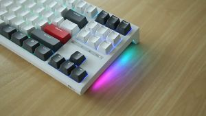 【SG】 Royal Kludge RK R87 Hot Swappable Wired RGB Mechanical Gaming Keyboard - 87 keys (Tenkeyless)