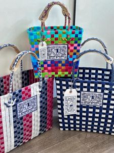 Summer Womens Handbag 2024 New Large Capacity Handwoven Basket for Work School Commute Beach Bag Casual Style Plaid Pattern