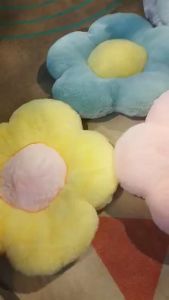 Nệm Lót Ghế Hình Bông Hoa Mẫu Mới Dày Và Êm Chất Liệu Lông Mịn Không Rụng Màu Pastel Dùng Decor Trang Trí Trùm Sỉ Gia Thành