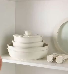 Non stick ceramic cookware set with detachable handle 3-piece flat bottomed pan no PFOA suitable for all stoves