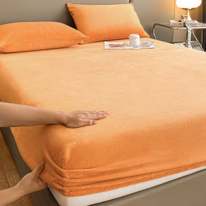 Kiss Dear | Non-slip Milk Velvet Coral Fleece Bed Skirt