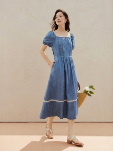 INMAN | Lyocell Lace Square Neck Puffed Sleeve Dress