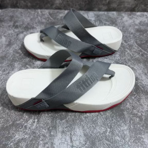รองเท้าแตะ Fitflop Logo สลิงรุ่นใหม่ใส่ได้ทั้งหญิงและชาย มีใซส์ 36.....44