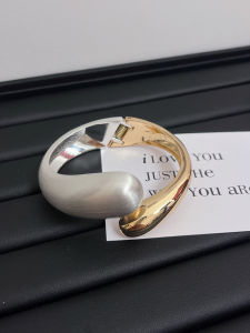 Retro Double-Headed Dual-Color Patchwork Open-Ended Bracelet Female Niche Style Fancy Wrist Decorator Cold Wind Wide Bracelet Armband Accessories