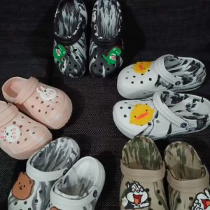 Sweet Shape Darby Clogs Thick Sole Korean Version Anti-Slip Casual Cute Kids Closed Toe Sandals