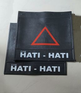 Karpet roda Hati-hati Colt Diesel Belakang (1 Set 2 lembar)