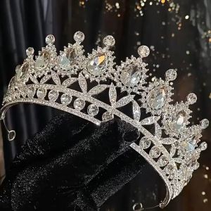 Luxurious Crystal Alloy Queen Crown Headband Sparkling Rhinestone Exquisite Bridal Tiara Wedding Perfect for Birthday Party Events Headwear Cosplay Accessories