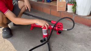 Bơm Dầu Thủy Lực PADA CP700 - Bơm Tay Thủy Lực Dung Tích Dầu 900cc Áp 700 Bar - Bảo Hành 6 Tháng