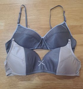 AVON NONWIRE  SOFTCUP BRA