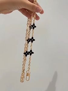 Panduan Membeli Rantai Tas Kualitas Tinggi & Aksesoris HP Fashion