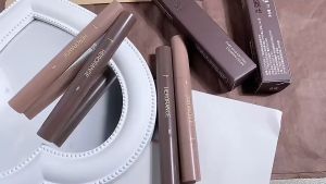 Eyeliner with Brush: A Comprehensive Guide to Long-lasting Waterproof Brow Makeup