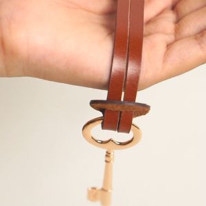 Key Tassel Gantungan Kunci Kulit Lecari