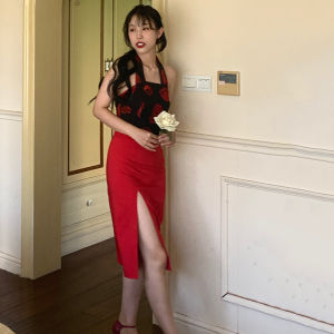 กระโปรงสั้นทรงเอเอวสูงสีแดงสไตล์ฮ่องกงย้อนยุค ดีไซน์ใหม่ ฤดูร้อน 2021 ผ้าโพลีเอสเตอร์ผสมโพลีเอสเตอร์ใหม่