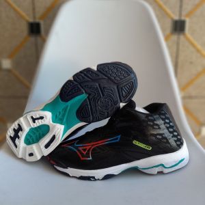 sepatu olahraga pria/wanita sepatu volly terbaru dan terlaris sepatu mzn