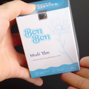 Muối tắm bé thảo dược Home Care từ thiên nhiên sạch rôm sảy tăng đề kháng cho bé - hộp 400g