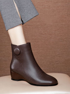 Fleece Lined Leather Short Boots Chunky mid Heel round Toe Winter Warm Shoes for Mom Large Size Soft Bottom Brown Boots