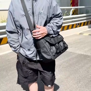 Large Capacity Crossbody Bag for Men Business Handbag Commute Messenger Bag Waterproof Shoulder Bag