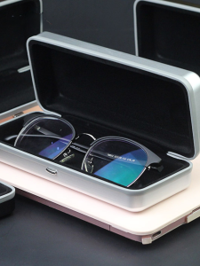 Durable Aluminum Sunglasses Case