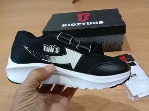 Sepatu Sekolah Anak Laki Laki Warna Hitam Perekat Usia PAUD TK SD SMP-KIDZTUBS2001