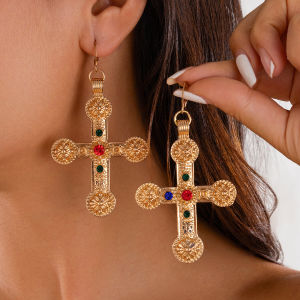 Fashionable Diamond Cross Pendant Earrings Women Summer 2025 Luxury Versatile Stylish Jewelry Accessories Trendy Fresh out