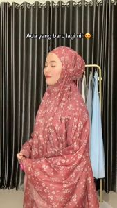 Mukena Traveling MOTIF Bunga Mini Pouch Kecil 2 in 1 Dewasa Jumbo Parasut Premium Korea Free Sajadah - Mukenah Travelling ALULA Terbaru