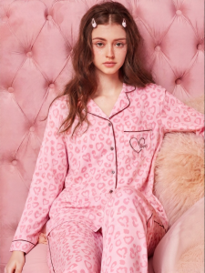 Miss Curiosity | Lycell Leopard Printed Wearable Pajamas Womens