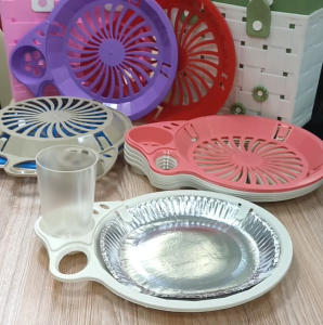 6 & 12 PACK REUSABLE PAPER PLATE HOLDERS W/ CUP HOLDER and THUMB GRIP PARTY PLATE HOLDER W/ CUP SLOT