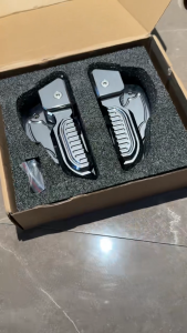 Trexx พักเท้าแต่ง Vespa พักเท้าแต่งติดงาน CNC อลูมิเนียมอย่างดี สำหรับ Sprint / Primavera 150(พร้อมน็อต)