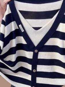 Versatile Age-Reducing Ice Silk Knit T-Shirt
