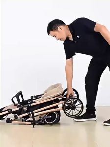 รถเข็นเด็ก 3in1 ของขวัญ 9 ชิ้นแถมฟร ถอดออกเป็นกระเช้าได้ เข็นได้2ทิศทาง รถเข็นเด็กแรกเกิด พับได้ พกพาสะดวก