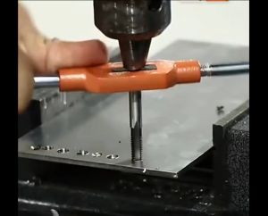 5 PCS MATA BOR HAND TAP SET ULIR DRAT DALAM ALAT SENAI PEMBUAT DRAT M3/M4/M5/M6/M8 SERBAGUNA