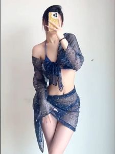 ชุดว่ายน้ำ Bikini 3 ชิ้น ชุดว่ายน้ำแขนยาว เสื้อถัก วัสดุคุณภาพสูง ตกลงกัน สุขสันต์