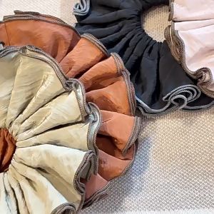 Scrunchies vải viền màu thời trang mới (SC11)