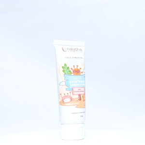 Natasha Teens Day Sunscreen SPF50/50+ 30gr - Tabir surya melindungi kulit wajah dari pengaruh buruk sinar UV