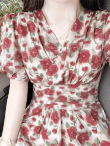XUECAIQI | Beach Vacation French Style Red Flower Print Slim Fitting Dress