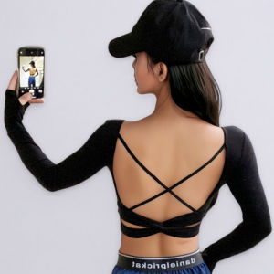 Womens Sporty Crop Top Yoga Clothes with Chest Pad Beautiful Back Long Sleeve Running Fitness Clothes Quick Dry Breathable T-Shirt