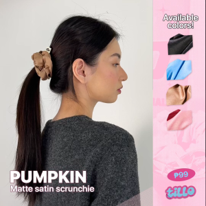 Tillo Pumpkin Scrunchie