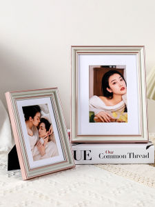 Khung Ảnh Sáng Tạo Bắc Âu Để Bàn Đồ Trang Trí Mặt Bàn Nhẹ Nhàng Sang Trọng 6 Inch 7 Inch 8 Cảm Giác Cao Cấp Rửa Ảnh Làm Thành Khung Tranh Treo Tường