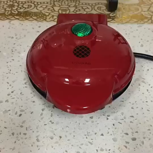 【24-hour delivery】Electric Mini Waffle Maker Breakfast Egg Cake Oven Baking Tray Wafer Maker (WP-MK03)