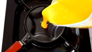 Loyang Teflon Mini Anti Lengket Karakter Mini Loyang Penggoreng Cetakan Telur Kue Prying Pan Perlengkapan Dapur