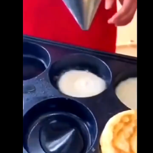 High-Efficiency Gas-Powered Egg Burger Maker with 18 Non-Stick Pans Energy-Saving Rapid Heating and Easy Clean Design