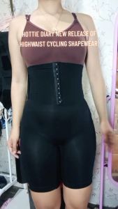 High-Waisted Pants: New Styles & Shaping Options