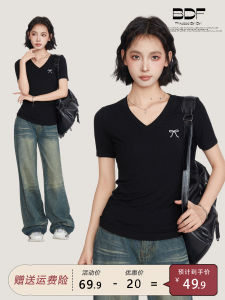 Phong Cách Cay Cô Gái Đen Cổ Chữ V Nút Thắt Bướm Vai Áo Thun Nữ Tay Ngắn Nữ Mùa Hè Slim Fit Cotton Tay Lửng Hàng Đầu