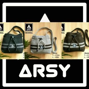 tas rajut wanita selempang serut model terbaru bisa cod