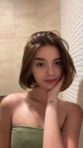 Glad2Glow Clay Mask 30gr Volcano kemasan abu abu