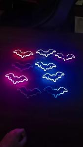 KEVANLY | 1pcs Car Triangle Window Solar Powered Bat Shaped RGB Atmosphere Light USB Charging Night Light With Suction Cup For Halloween