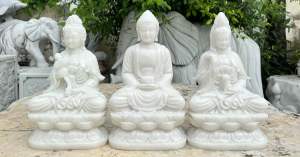 Tượng Phật Quan Âm ngồi cao 35cm đá non nước nguyên khối.