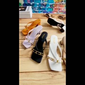 Sandal Wanita Heels Hak Tahu 3 Cm Asesoris Rantai