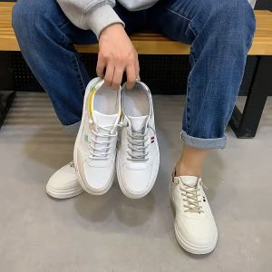 Techdoo Sepatu Sneakers Pria Casual & Kerja Santai - KSC114