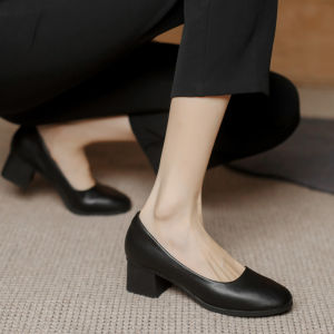 รองเท้าทำงานผู้หญิงสีดำส้นหนารองเท้าคัทชูผู้หญิงใส่ทำงานส้นเตี้ยหัวเหลี่ยมหนังแท้พื้นนิ่มสำหรับสัมภาษณ์งานเท้าไม่เหนื่อยเป็นเวลานาน